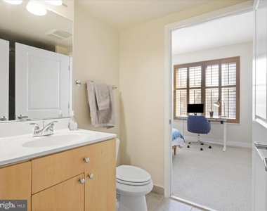 820 N Pollard Street - Photo Thumbnail 11
