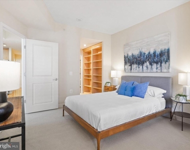 820 N Pollard Street - Photo Thumbnail 31