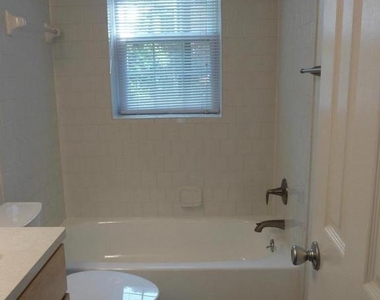 4808 29th Street S - Photo Thumbnail 7