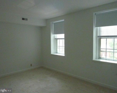 4808 29th Street S - Photo Thumbnail 2