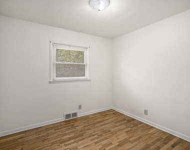 5215 E S Avenue - Photo Thumbnail 11