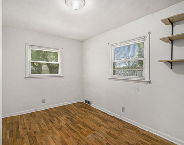 5215 E S Avenue - Photo Thumbnail 9