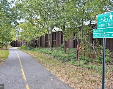 851 Glebe N - Photo Thumbnail 43
