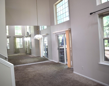 1566 Heron Circle - Photo Thumbnail 4