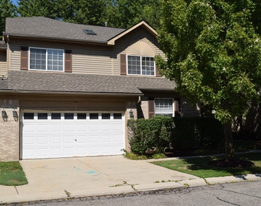 1566 Heron Circle - Photo Thumbnail 1
