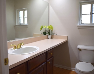1566 Heron Circle - Photo Thumbnail 8