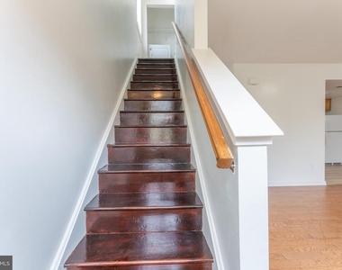 304 N 8th Street - Photo Thumbnail 13
