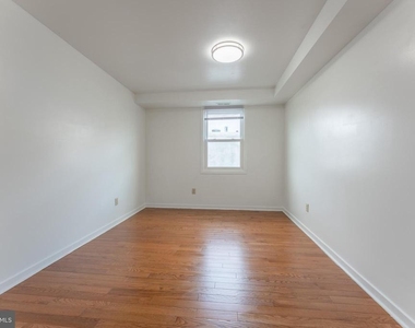 304 N 8th Street - Photo Thumbnail 22