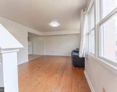304 N 8th Street - Photo Thumbnail 9