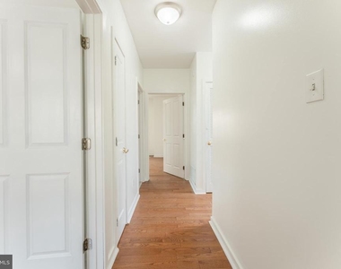 304 N 8th Street - Photo Thumbnail 17