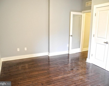 2012 W Girard Avenue - Photo Thumbnail 8