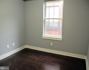 2012 W Girard Avenue - Photo Thumbnail 3