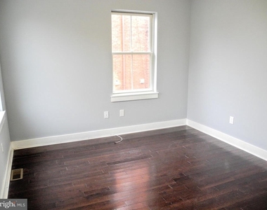 2012 W Girard Avenue - Photo Thumbnail 11