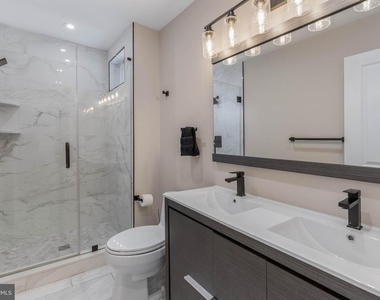 614 S 15th Street - Photo Thumbnail 11