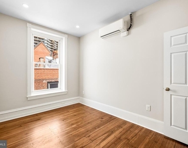 2311 Green Street - Photo Thumbnail 12