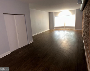 104 S 13th Street - Photo Thumbnail 6