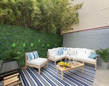 907 N 5th Street - Photo Thumbnail 3