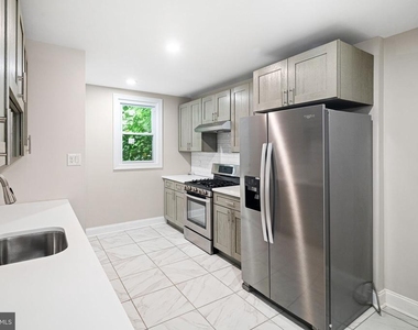 5638 Malcolm Street - Photo Thumbnail 3