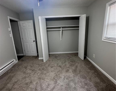 1053 Rulnick Street - Photo Thumbnail 3