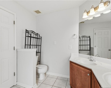 2305 Gray Goose Loop - Photo Thumbnail 23