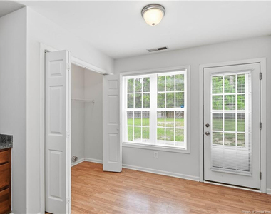 2305 Gray Goose Loop - Photo Thumbnail 7