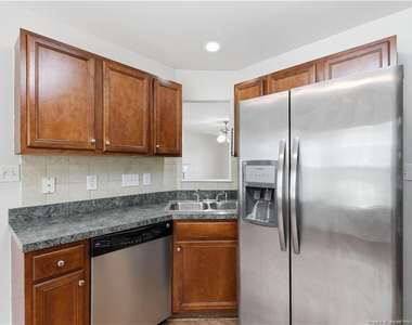 2305 Gray Goose Loop - Photo Thumbnail 10