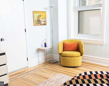 1520 Spruce Street - Photo Thumbnail 11