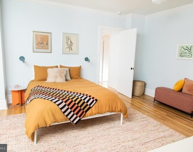 1520 Spruce Street - Photo Thumbnail 7