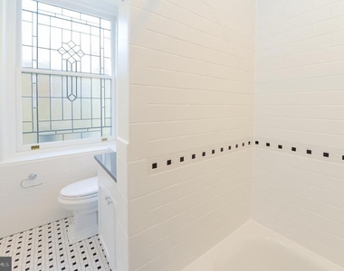 1520 Spruce Street - Photo Thumbnail 19
