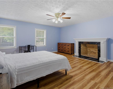 1829 Martindale Drive - Photo Thumbnail 9