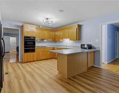 1829 Martindale Drive - Photo Thumbnail 20