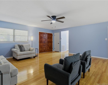 1829 Martindale Drive - Photo Thumbnail 6