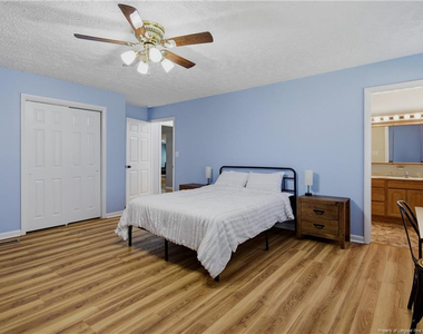 1829 Martindale Drive - Photo Thumbnail 11