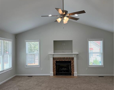 146 Woodshire Drive - Photo Thumbnail 10