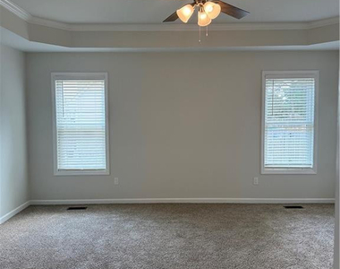 146 Woodshire Drive - Photo Thumbnail 16
