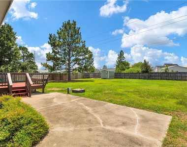 380 Eileen Drive - Photo Thumbnail 24