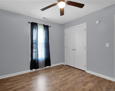 380 Eileen Drive - Photo Thumbnail 22