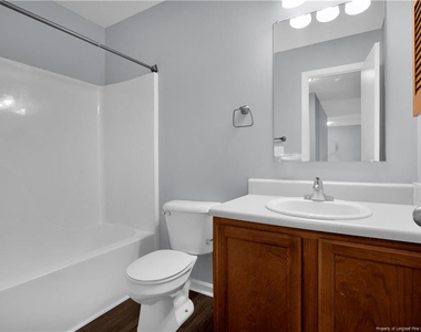 380 Eileen Drive - Photo Thumbnail 18