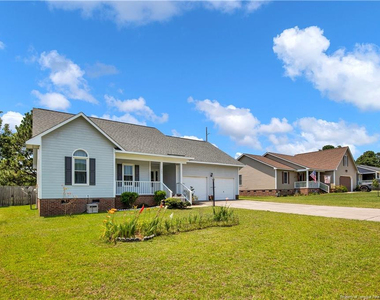 380 Eileen Drive - Photo Thumbnail 2
