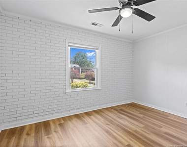 2710 Fordham Drive - Photo Thumbnail 18