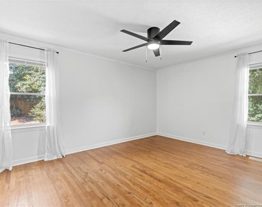 2710 Fordham Drive - Photo Thumbnail 8