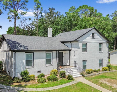 2710 Fordham Drive - Photo Thumbnail 22