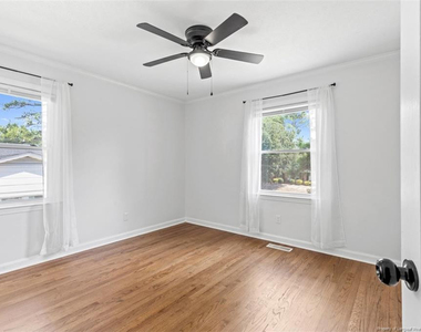 2710 Fordham Drive - Photo Thumbnail 7