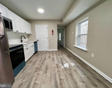 1844 W Master Street - Photo Thumbnail 2