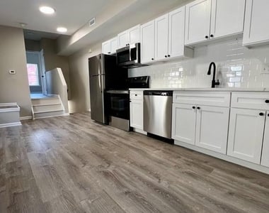 1844 W Master Street - Photo Thumbnail 1