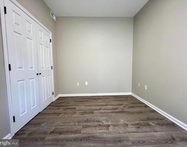 1844 W Master Street - Photo Thumbnail 3