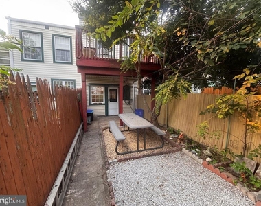 3229 Almond Street - Photo Thumbnail 13