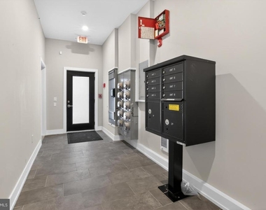 2034 N Front Street - Photo Thumbnail 26