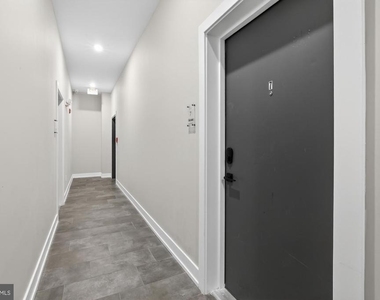 2034 N Front Street - Photo Thumbnail 21