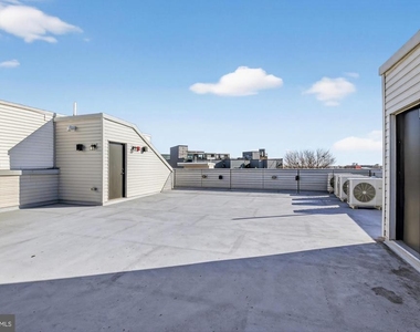 2034 N Front Street - Photo Thumbnail 24